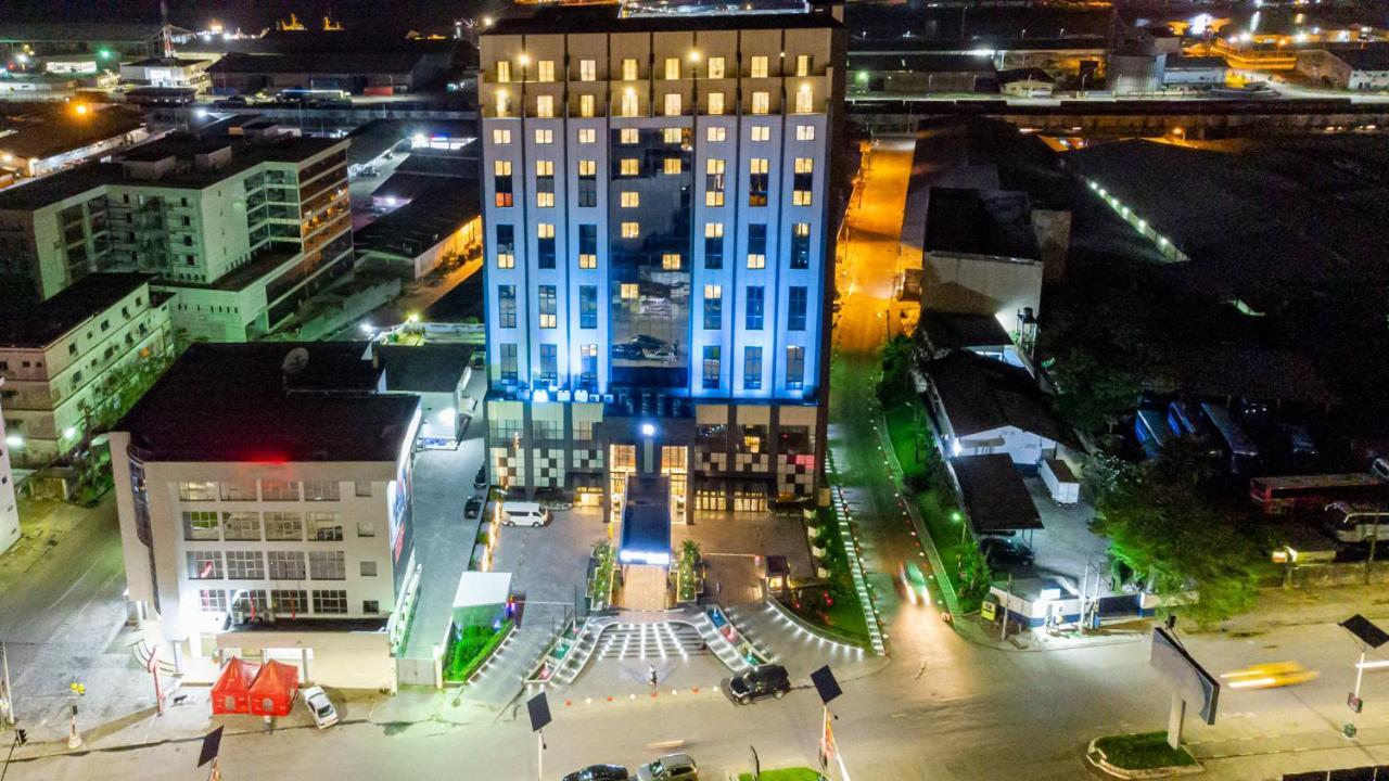 Krystal Palace Douala Kültér fotó