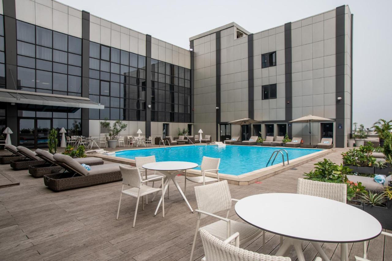 Krystal Palace Douala Kültér fotó