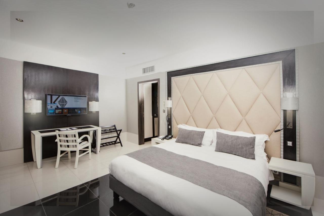 Krystal Palace Douala Kültér fotó