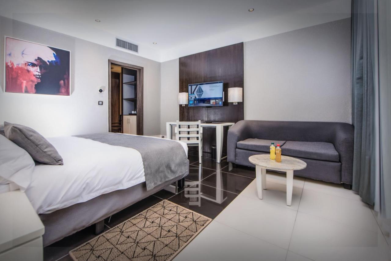 Krystal Palace Douala Kültér fotó
